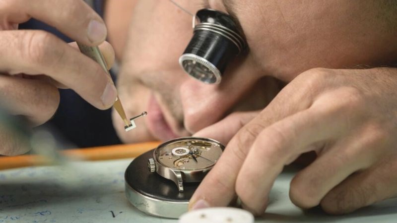 Đội ngũ chế t&aacute;c l&agrave;nh nghề