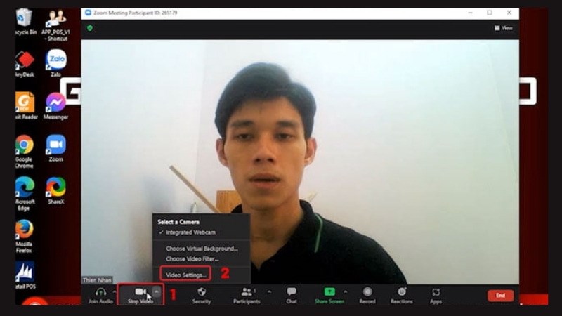 Nhấn v&agrave;o dấu mũi t&ecirc;n kế b&ecirc;n biểu tượng chọn camera > v&agrave; nhấn v&agrave;o Video Settings 