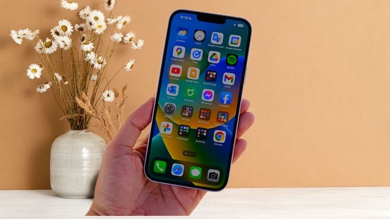 Cả hai sản phẩm đều được hãng trang bị màn hình chuẩn độ phân giải Super Retina XDR Cả hai sản phẩm đều được hãng trang bị màn hình chuẩn độ phân giải Super Retina XDR