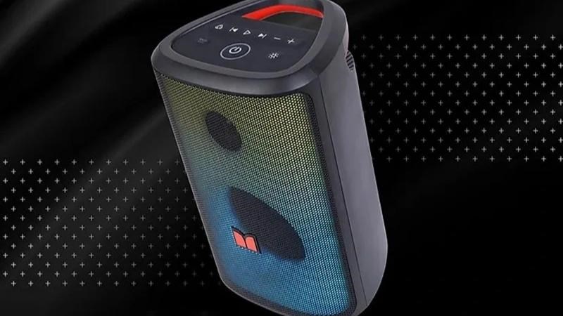 Loa Monster c&oacute; thiết kế hiện đại, phong c&aacute;ch v&agrave; được sản xuất với c&aacute;c chất liệu cao cấp da, gỗ, kim loại.