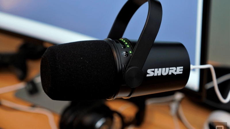 Micro Shure MV7 có thiết kế hoàn hảo Micro Shure MV7 có thiết kế hoàn hảo