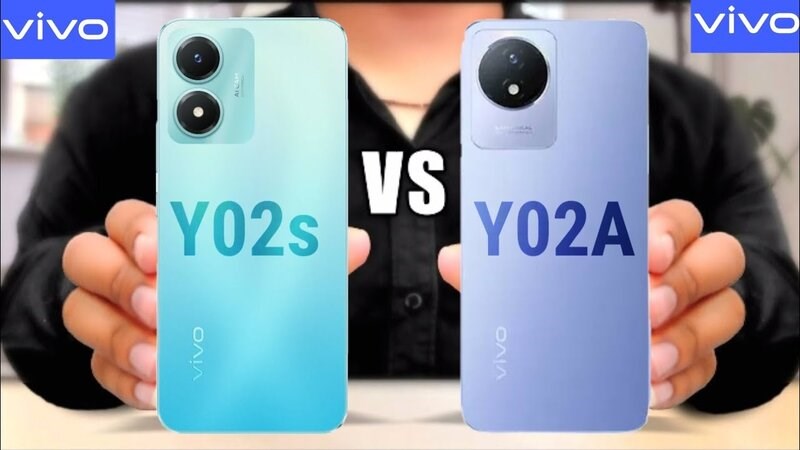 Cả 2 m&aacute;y đều c&oacute; m&agrave;u sắc đẹp mắt