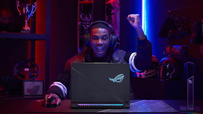 D&ograve;ng Gaming ROG mạnh mẽ được trang bị cổng mạng LAN RJ45