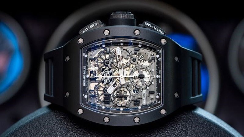Để tạo ra một tuyệt phẩm Richard Mille tinh xảo, mọi c&ocirc;ng đoạn chế t&aacute;c cực kỳ kỳ c&ocirc;ng v&agrave; tỉ mỉ
