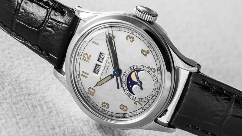 Gi&aacute; đồng hồ Patek Philippe phải khiến nhiều người kinh ngạc với con số đắt đỏ
