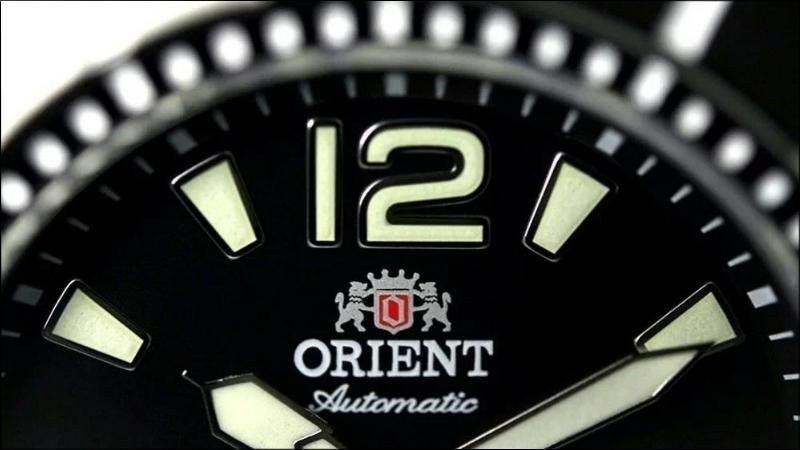 Logo Orient thường được in ấn rất sắc sảo, sinh động Logo Orient thường được in ấn rất sắc sảo, sinh động