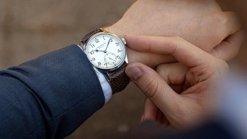 Dress Watch phức hợp cũng được người dùng quan tâm khá nhiều Dress Watch phức hợp cũng được người dùng quan tâm khá nhiều