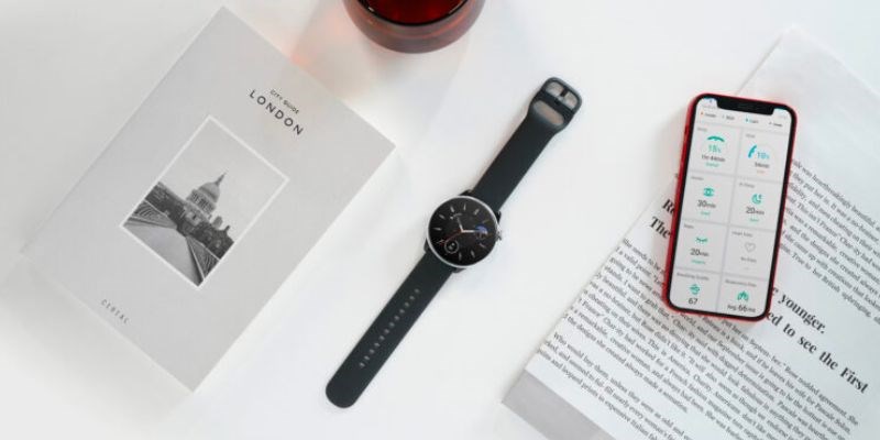 Khung viền th&eacute;p kh&ocirc;ng gỉ chắc chắn