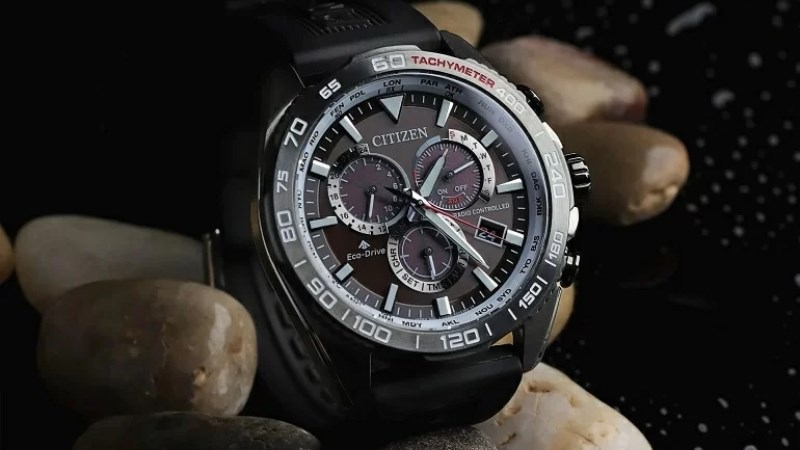 Giá thành của máy Eco-Drive khá đắt đỏ do ứng dụng công nghệ hiện đại Giá thành của máy Eco-Drive khá đắt đỏ do ứng dụng công nghệ hiện đại