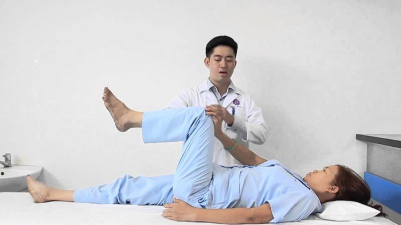Vật lý trị liệu giúp giảm đau lưng mạn tính