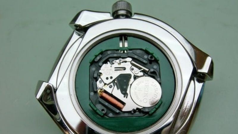 N&ecirc;n thay pin ch&iacute;nh h&atilde;ng để đảm bảo bộ m&aacute;y hoạt động b&igrave;nh thường