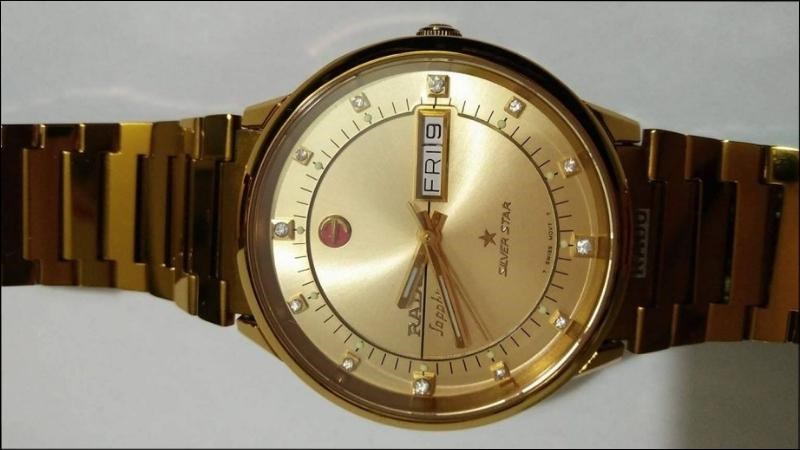 Thiết kế cổ điển, đa dạng kiểu d&aacute;ng n&ecirc;n th&iacute;ch hợp với nhiều đối tượng 