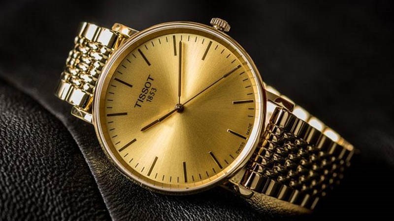 Đồng hồ v&agrave;ng 18k Tissot - sự kết hợp h&agrave;i h&ograve;a giữa phong c&aacute;ch hiện đại v&agrave; cổ điển