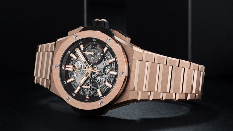 Hublot đ&atilde; kết hợp th&agrave;nh c&ocirc;ng sự thời thượng giữa c&aacute;c kim loại qu&yacute; v&agrave; t&iacute;nh thời trang trong thiết kế