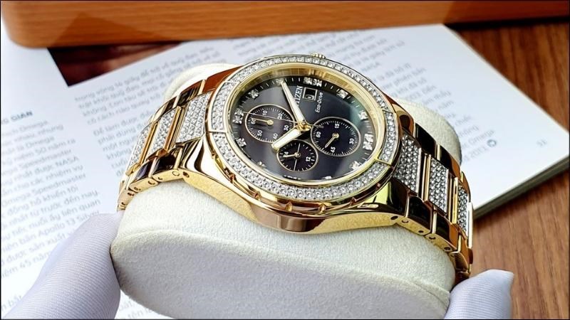 Đồng hồ đ&iacute;nh đ&aacute; nam Citizen sở hữu h&agrave;ng loạt ưu điểm vượt bậc