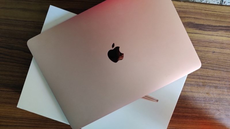 Mua MacBook trực tiếp từ chủ cũ l&agrave; một h&igrave;nh thức kh&aacute; phổ biến hiện nay