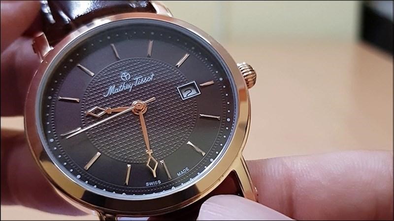 Tissot đa dạng trong phong cách thiết kế với các chất liệu cao cấp 