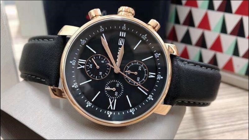 Fossil là hãng đồng hồ nổi tiếng của Mỹ và trực thuộc Fossil Group