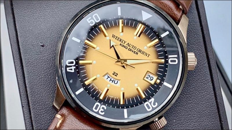 Orient RA-AA0D04G0HB c&oacute; ngoại h&igrave;nh bắt mắt, sang trọng