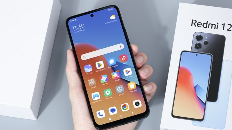 Thao t&aacute;c chạm vuốt mượt m&agrave;, phản hồi ch&iacute;nh x&aacute;c