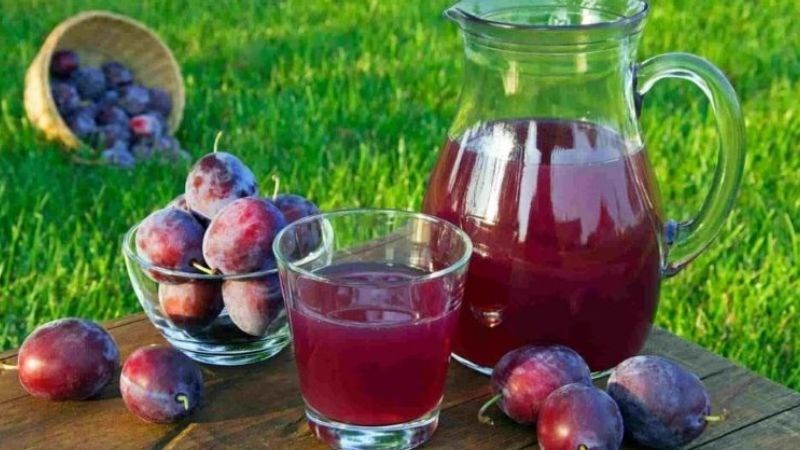 z Nước ép mận giàu sắt nên tốt cho người thiếu máu não