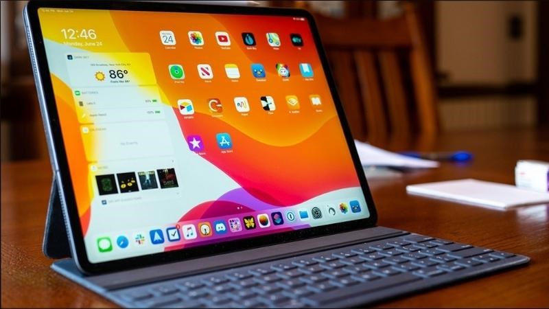 Kết nối b&agrave;n ph&iacute;m với iPad gi&uacute;p việc nhập liệu trở n&ecirc;n thuận tiện hơn