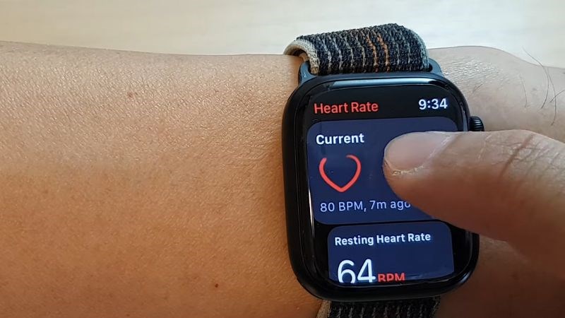 Nhấn chọn Current để nhận kết quả ở mục Heart Rate