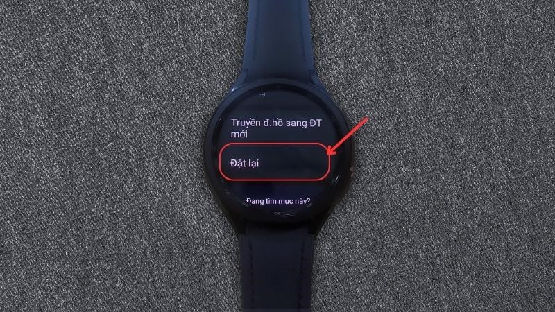 Lướt xuống phía dưới tìm và chọn mục Đặt lại 