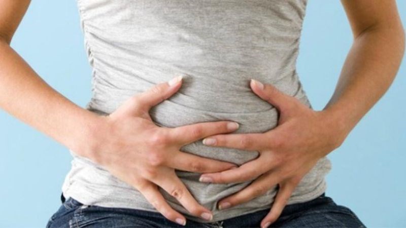 Ăn nhiều bún đậu mắm tôm sẽ làm bạn bị chướng bụng và khó tiêu