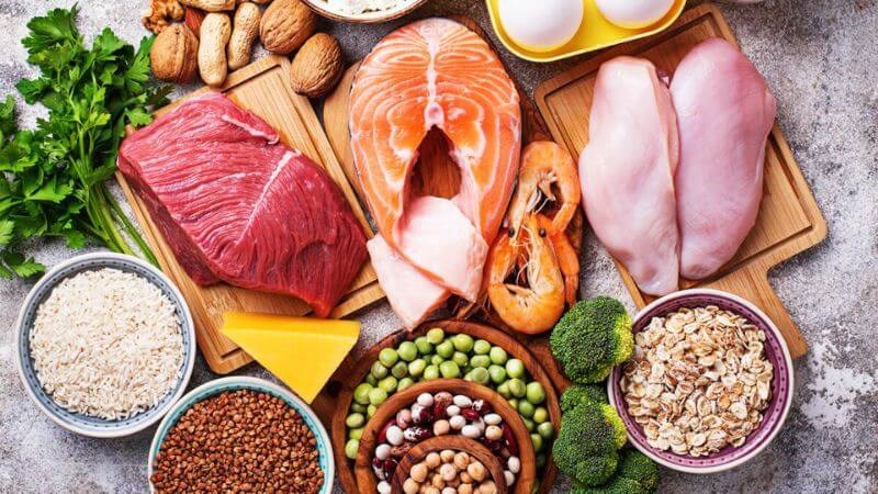 Ăn uống đầy đủ dinh dưỡng giúp cơ thể khỏe mạnh