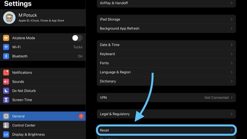 Mở Settings > Chọn General > Chọn Reset