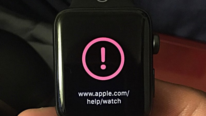 IC bị hỏng khiến Apple Watch bị ảnh hưởng