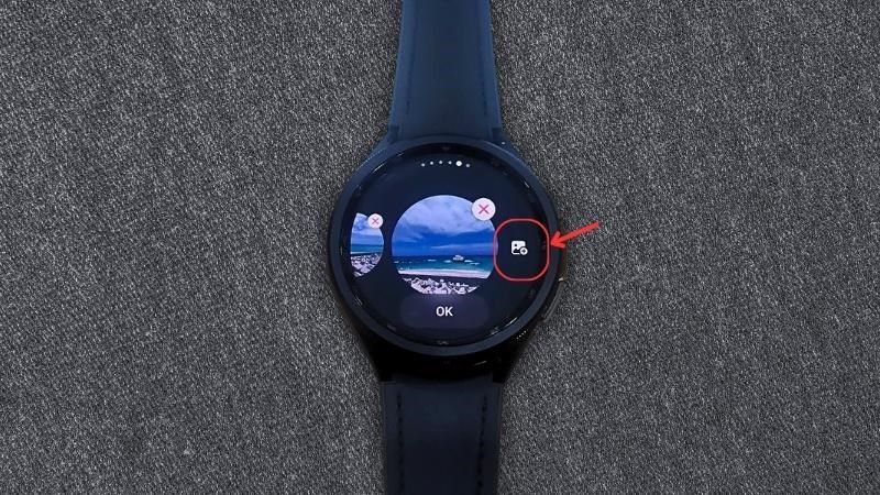 Lướt qua c&aacute;c ảnh nền đ&atilde; c&oacute; sẵn đến &ocirc; cuối c&ugrave;ng > Chọn biểu tượng Th&ecirc;m ảnh 