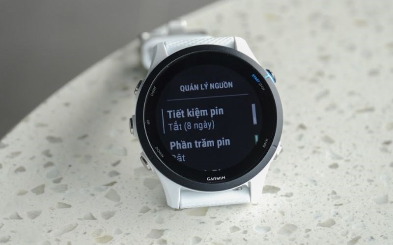 Đồng hồ th&ocirc;ng minh Garmin Forerunner 255 Music 45.6mm thiết kế trẻ trung, năng động