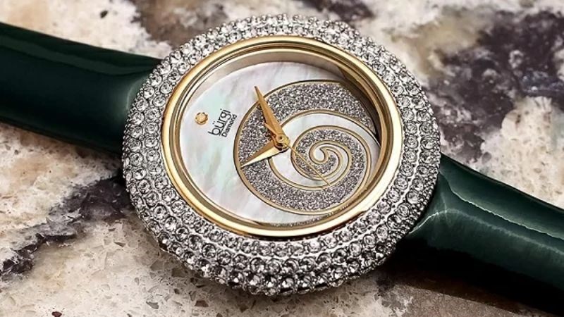 z Đồng hồ Burgi gây ấn tượng cho khách hàng ngay từ cái nhìn đầu tiên