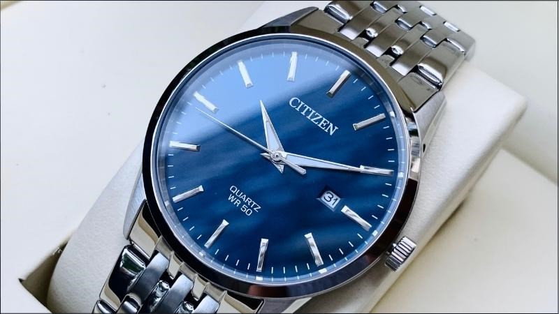 Đồng hồ Citizen WR50 có vẻ ngoài đơn giản nhưng thanh lịch, sang trọng Đồng hồ Citizen WR50 có vẻ ngoài đơn giản nhưng thanh lịch, sang trọng