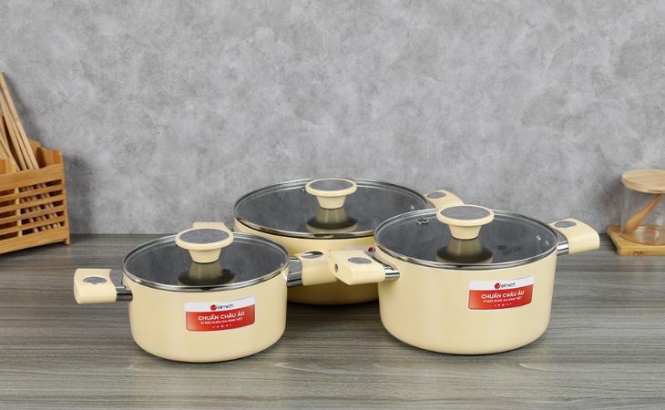 Bộ 3 nồi nhôm chống dính nắp kính Elmich EL-5112YA với thiết kế đẹp, sang trọng