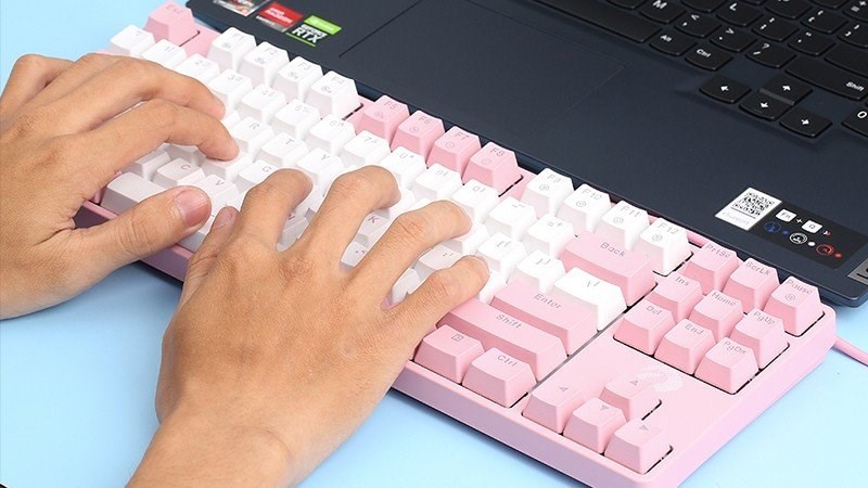 Vật liệu chất lượng cao v&agrave; hiện đại, bền bỉ với hơn 50 triệu lần nhấn.