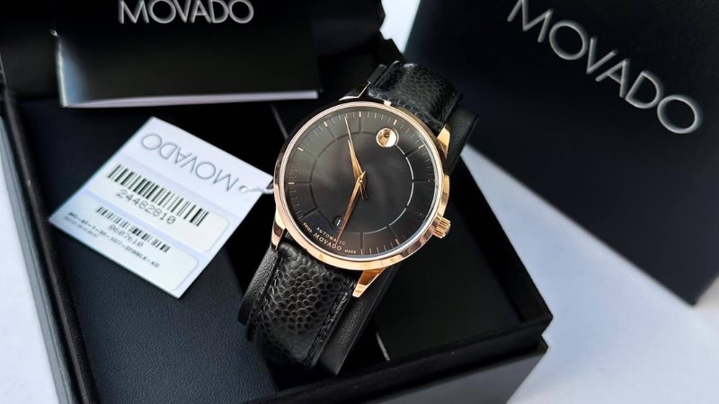 Đồng hồ Movado thiết kế chấm tròn lạ mắt Đồng hồ Movado thiết kế chấm tròn lạ mắt