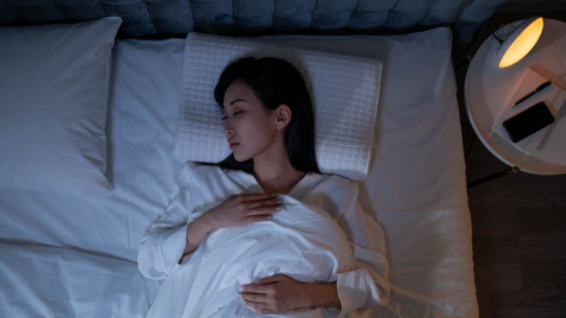Đảm bảo bạn có đủ giấc ngủ để da có cơ hội tự phục hồi và tái tạo
