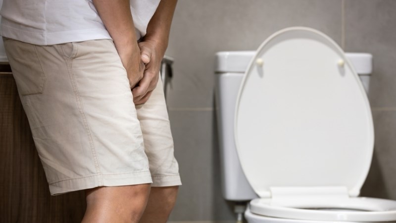 Chứng tiểu buốt, tiểu rát có thể khỏi nhờ bài thuốc về hoàng bá