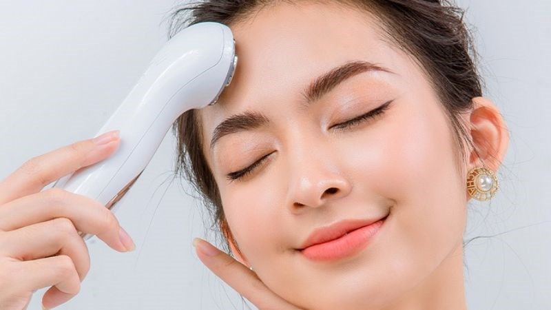Chăm sóc da và massage da mỗi ngày sẽ giúp điều trị tàn nhang hiệu quả hơn