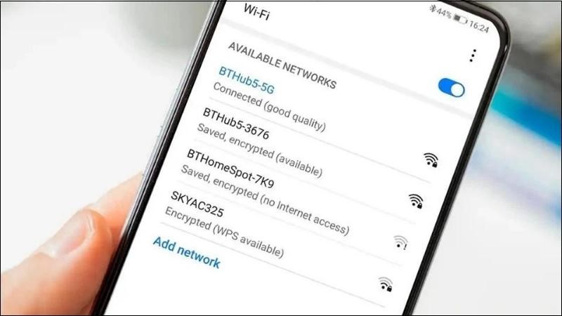 Đăng nhập v&agrave;o nguồn Wifi c&oacute; sẵn tại đ&oacute; để c&oacute; thể thực hiện c&aacute;c bước tiếp theo