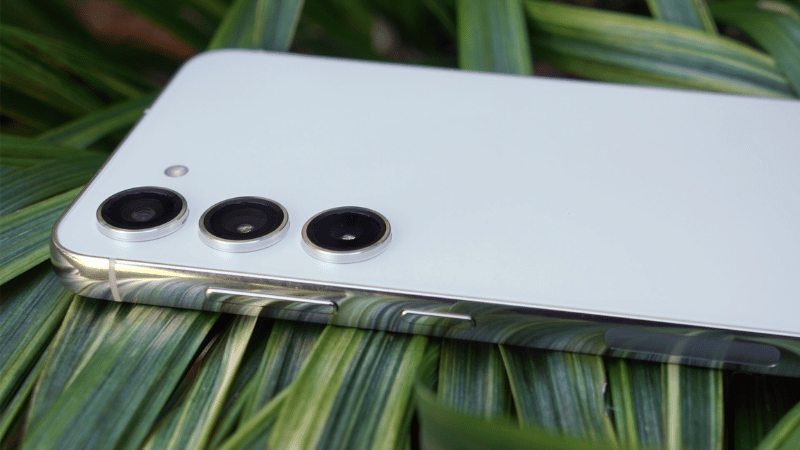 Camera chính lên tới 50MP cho ra những tấm hình chi tiết Camera chính lên tới 50MP cho ra những tấm hình chi tiết