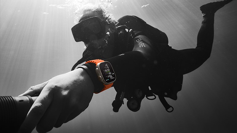 Với Apple Watch Ultra 2 bạn có thể lặn tự do dưới biển cùng bình dưỡng khí Với Apple Watch Ultra 2 bạn có thể lặn tự do dưới biển cùng bình dưỡng khí