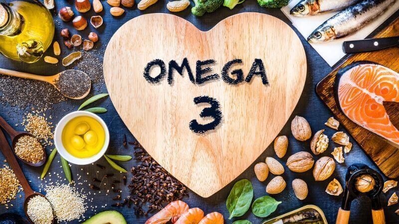 Người bị viêm cầu thận cần bổ sung các thực phẩm chứa chất béo không no như omega-3
