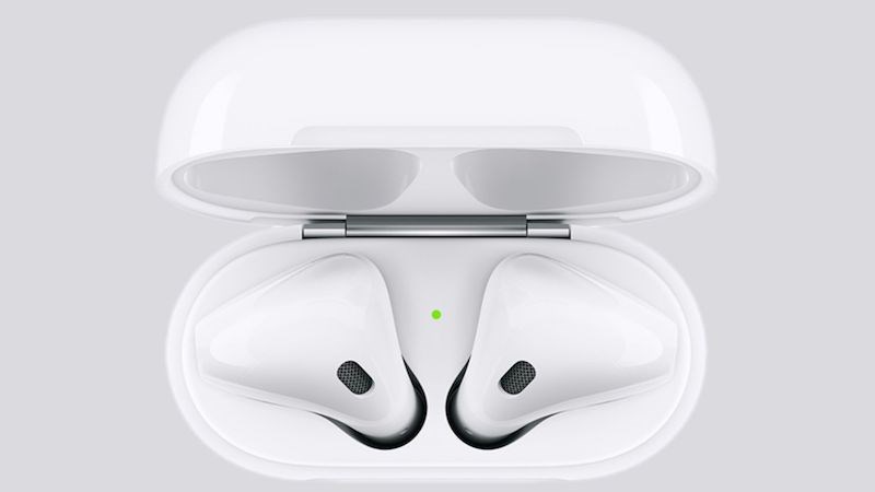Thiết của hộp sạc tuy đơn giản nhưng vô cùng sang trọng Thiết kế của hộp sạc Airpods 2 tuy đơn giản nhưng vô cùng sang trọng