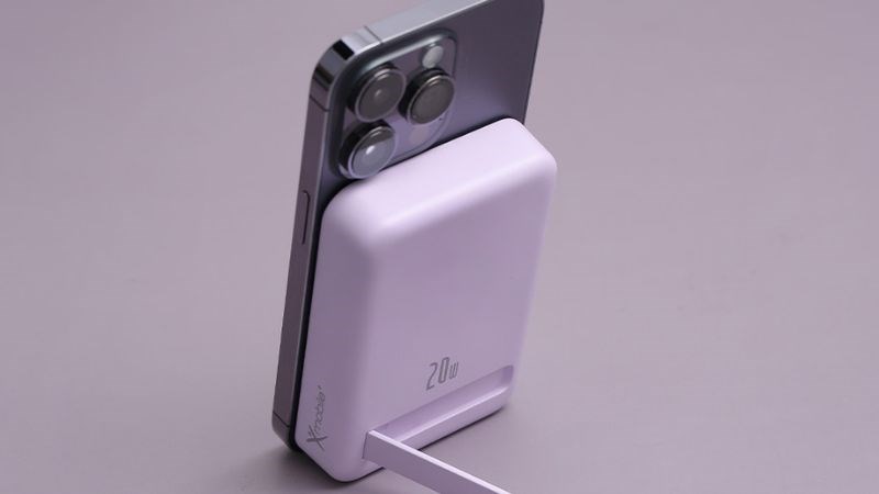 C&aacute;ch sạc sạc dự ph&ograve;ng 10000 mAh đ&uacute;ng c&aacute;ch