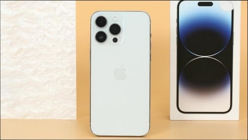 Bạc Silver đem đến vẻ tinh kh&ocirc;i, thanh khiết