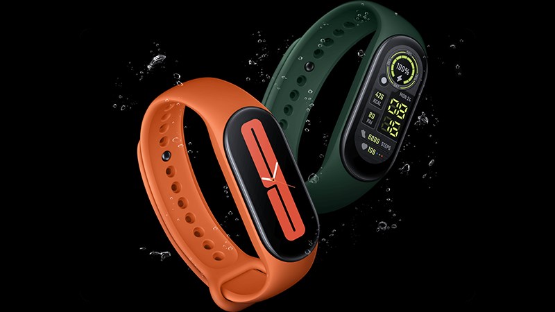 Khả năng chống nước đạt chuẩn gi&uacute;p người d&ugrave;ng an t&acirc;m hơn khi tiếp x&uacute;c đồng hồ với nước